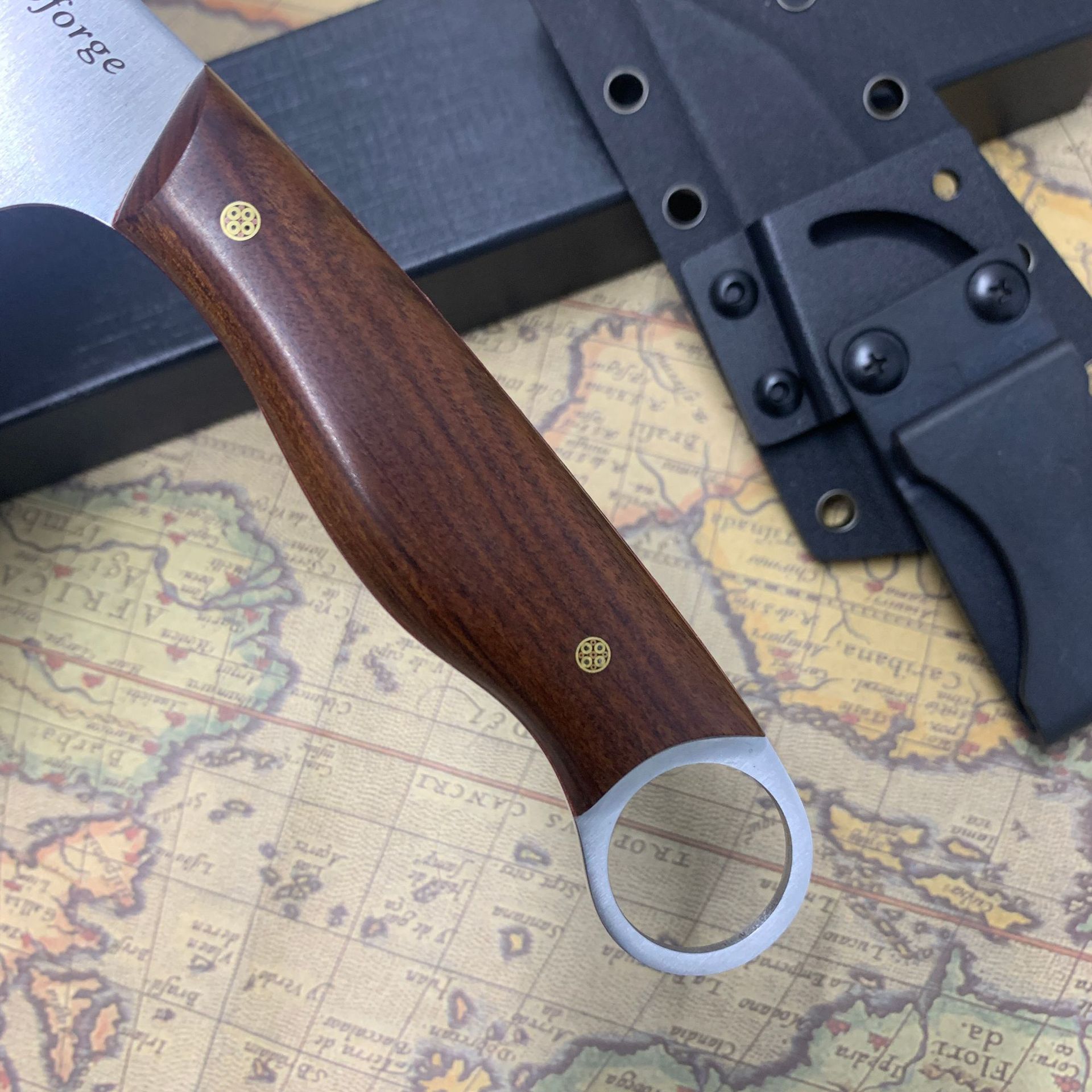 Coltello a lama fissa forgiato - Woodworking Japanese recensione e prezzo